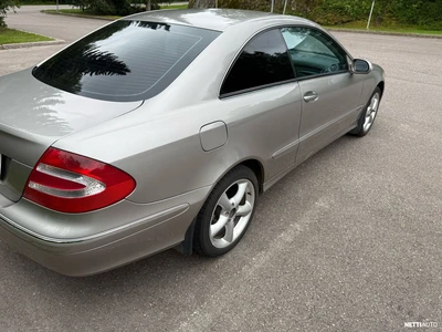 Mercedes-Benz CLK 2004, kuva 1/10