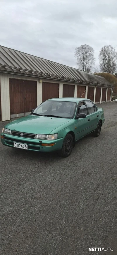 Toyota Corolla 1.3 1997, photo 1/8