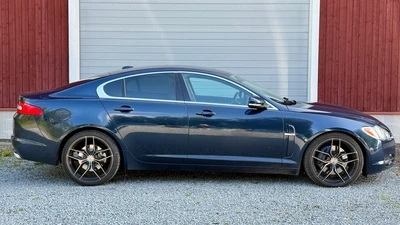 Jaguar XF 3,0 D Premium Luxury 2010, kuva 4/10
