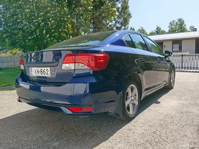 Toyota Avensis 2012, photo 6/21