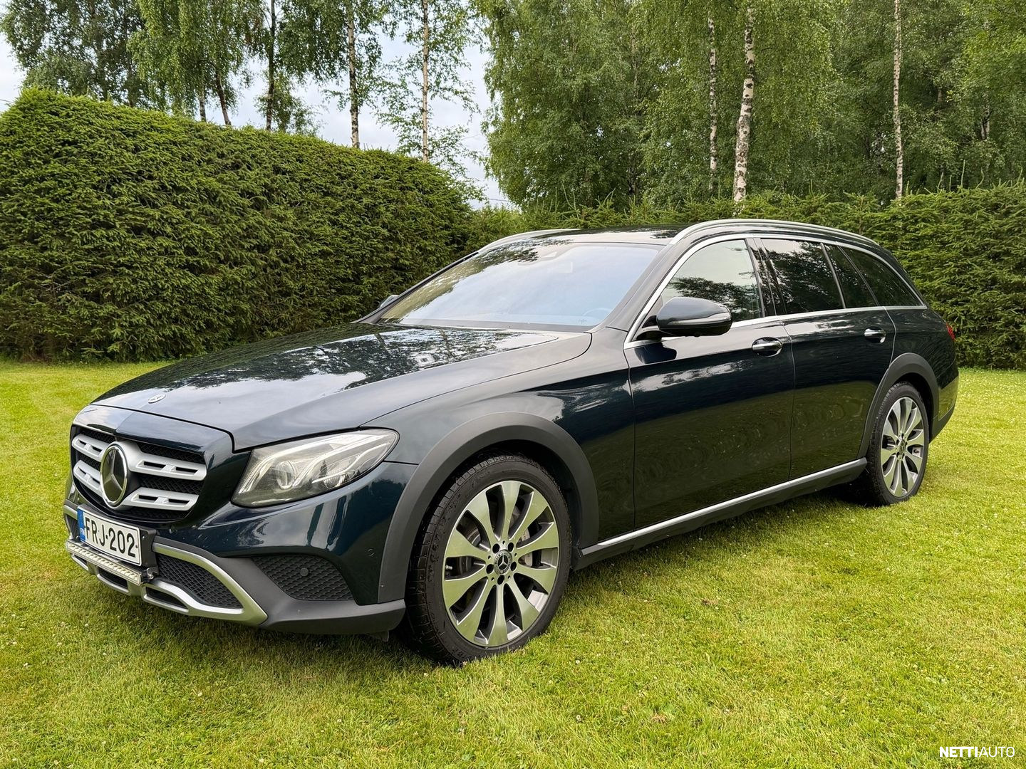 Mercedes-Benz E