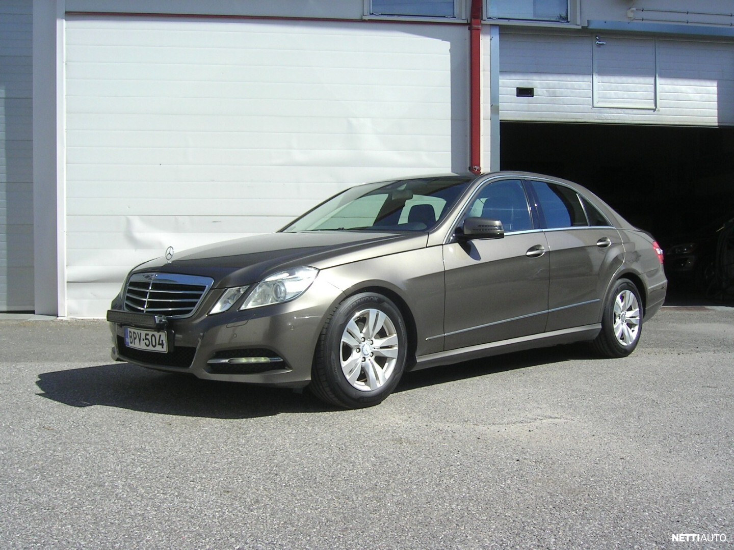 Mercedes-Benz E
