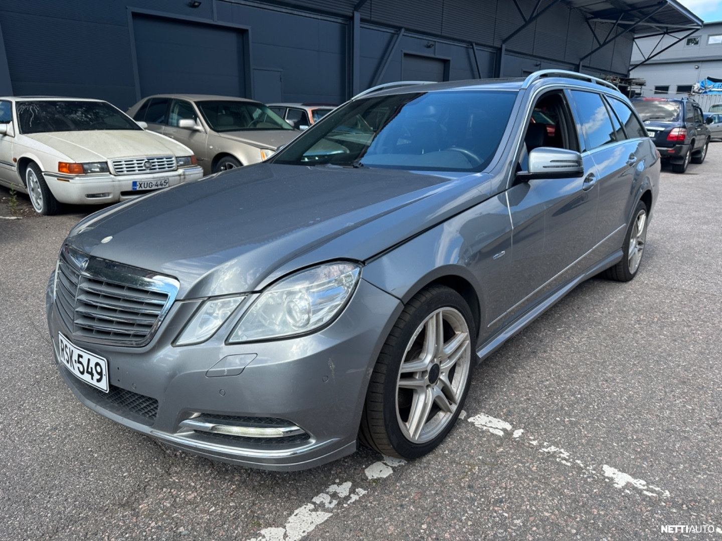 Mercedes-Benz E 2010, photo 1/12