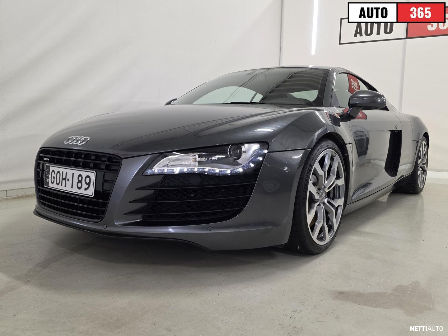 Audi R8