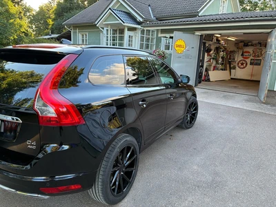 Volvo XC60 D4 AWD Momentum 2014, kuva 4/24