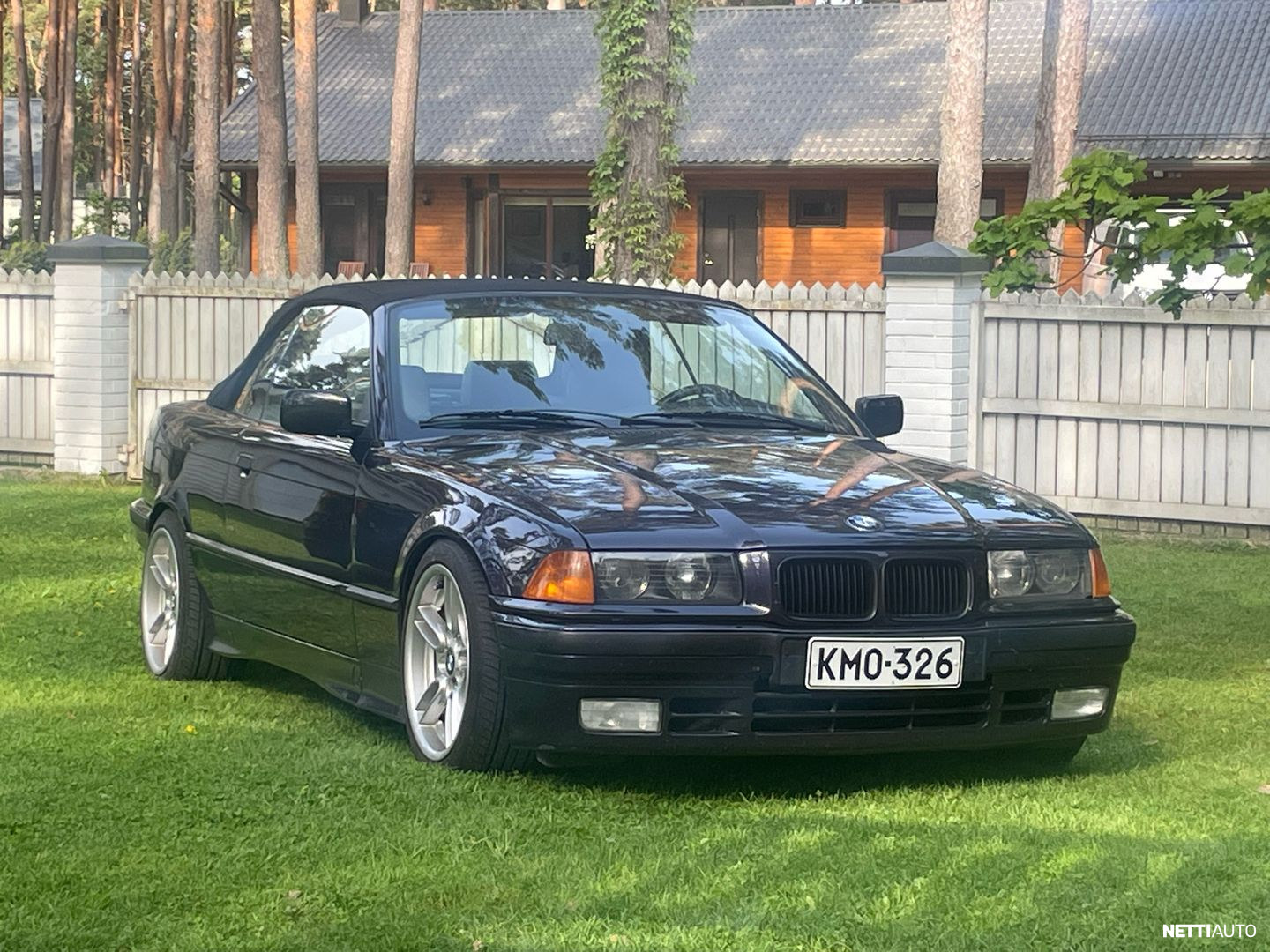 BMW 325