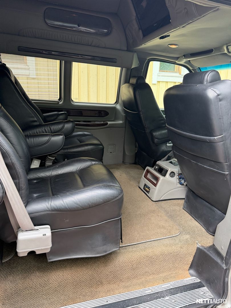 Chevrolet Express 2500 2010, photo 7/11