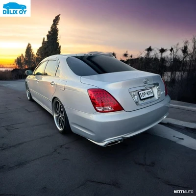 Toyota Crown 2005, kuva 7/10