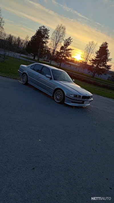 BMW 740 1996, photo 2/13