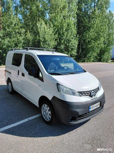 Nissan NV200 Retkeilyauto/matkailuauto 2012, kuva 2/7