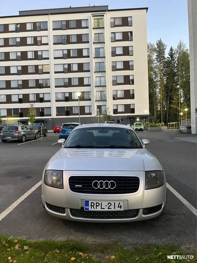 Audi TT 2000, photo 2/9
