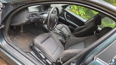 BMW 325 2005, photo 6/10