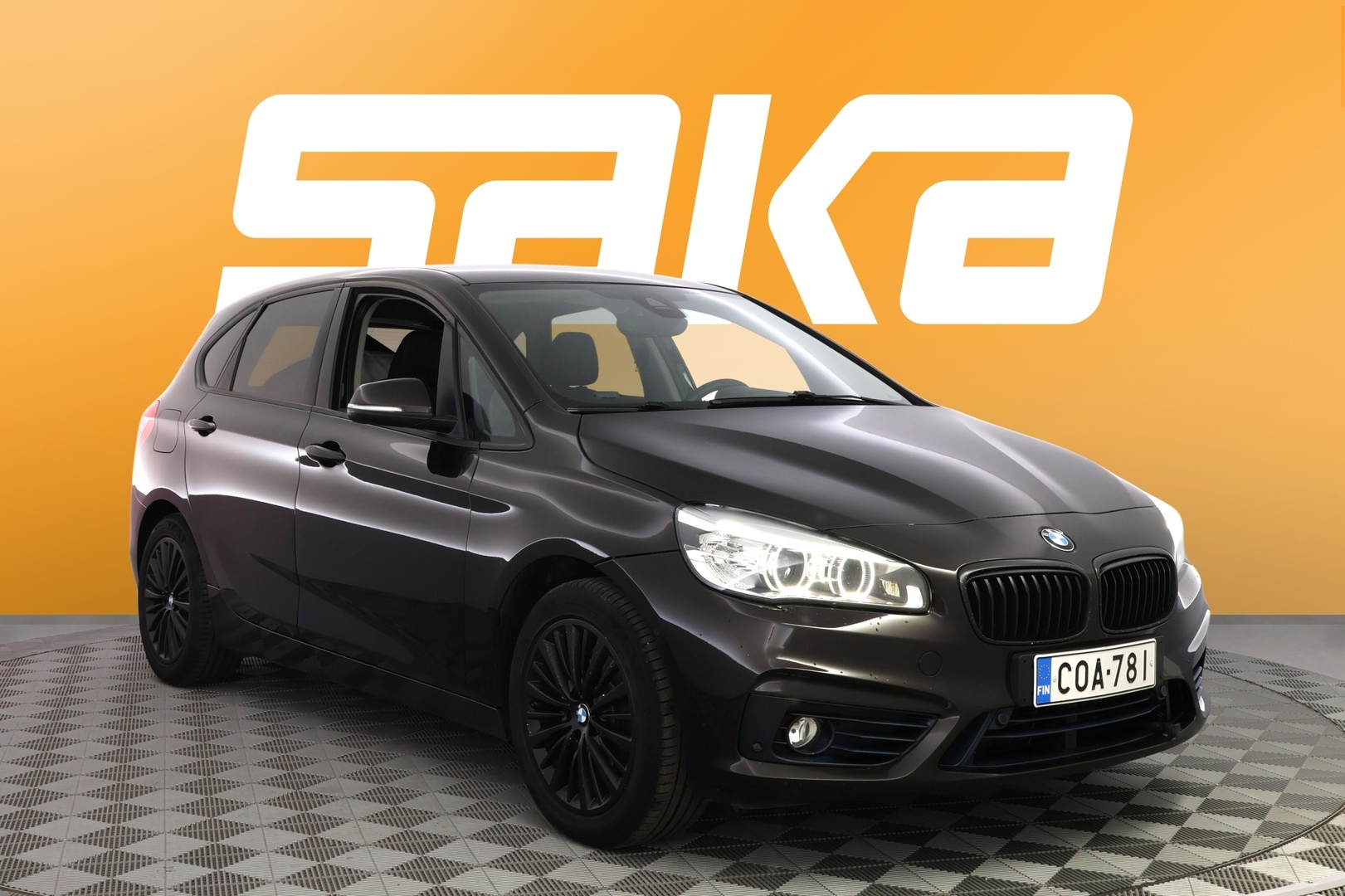 BMW 218