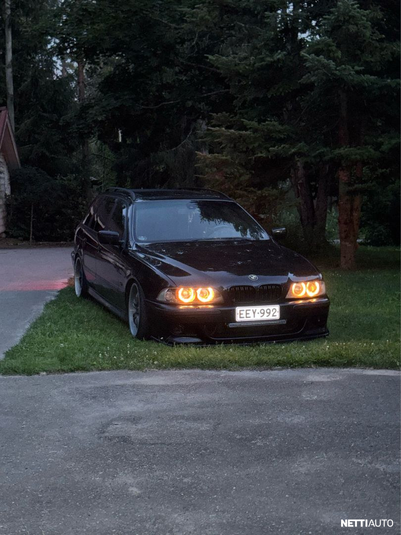 BMW 528