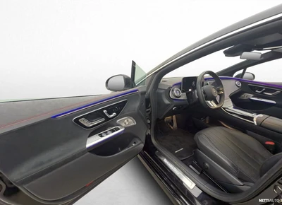 Mercedes-Benz EQE 350+ AMG 2025, photo 4/9