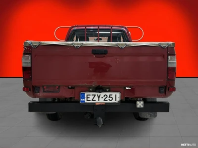 Toyota Hilux 2,5 D-4D 100 4WD 2004, photo 6/31