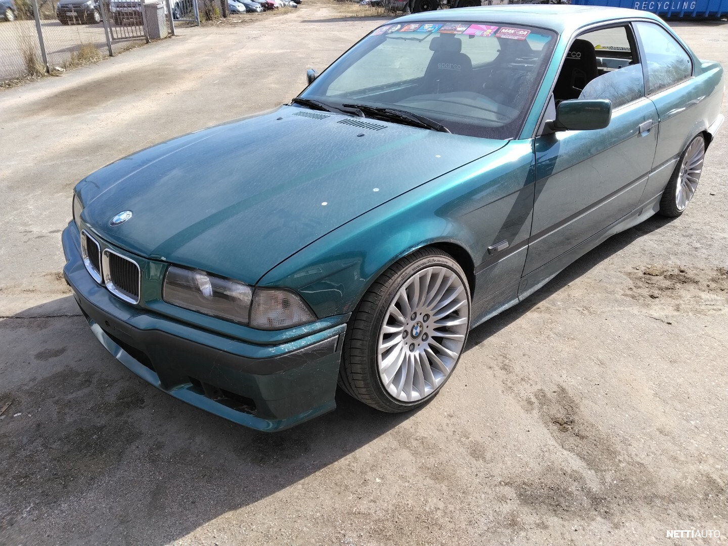 BMW 325
