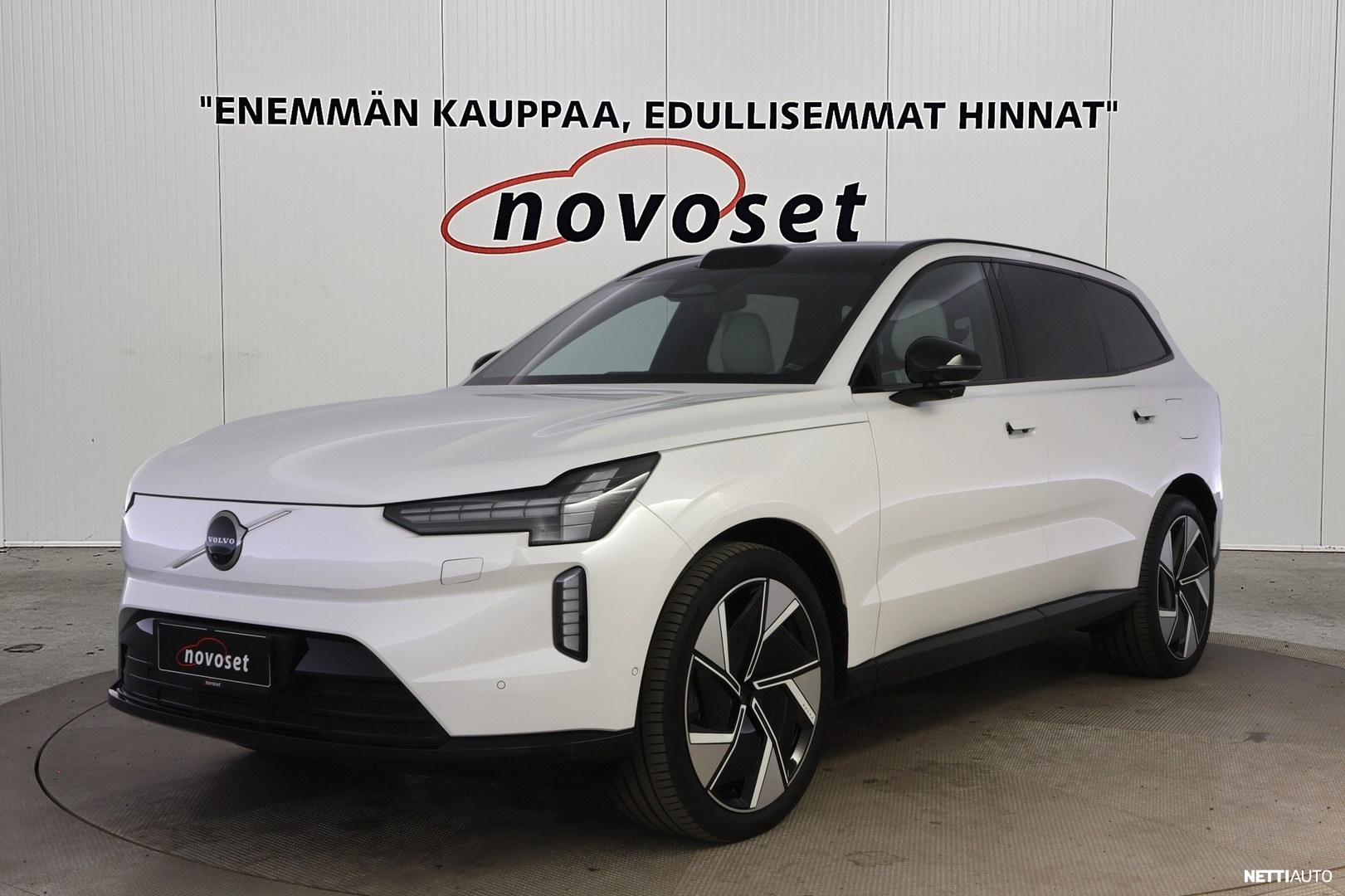 Volvo EX90