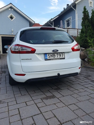 Ford Mondeo Trend Wagon 2012, photo 4/6