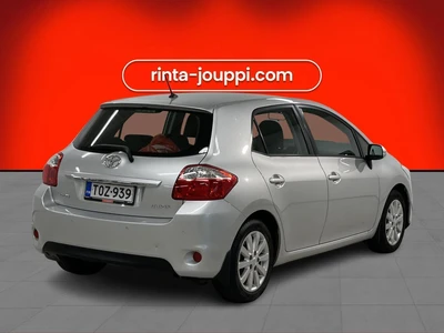 Toyota Auris 2011, kuva 6/24