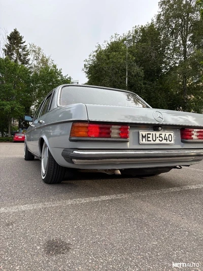 Mercedes-Benz 200 200D W123 1985, photo 5/13