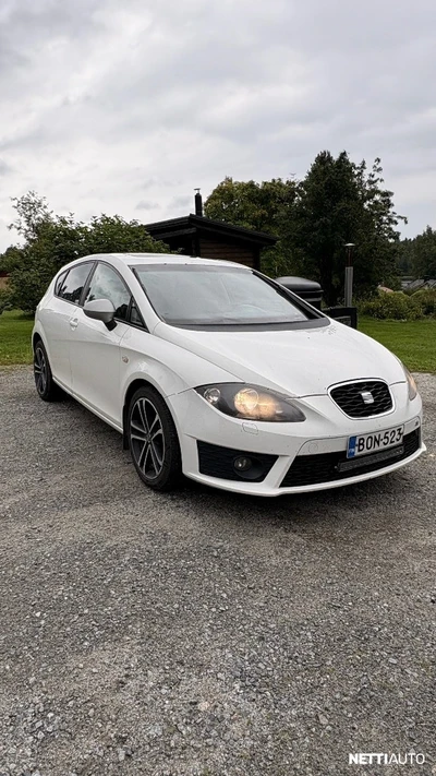 Seat Leon FR 170 TDI CR DPF 2011, photo 1/5