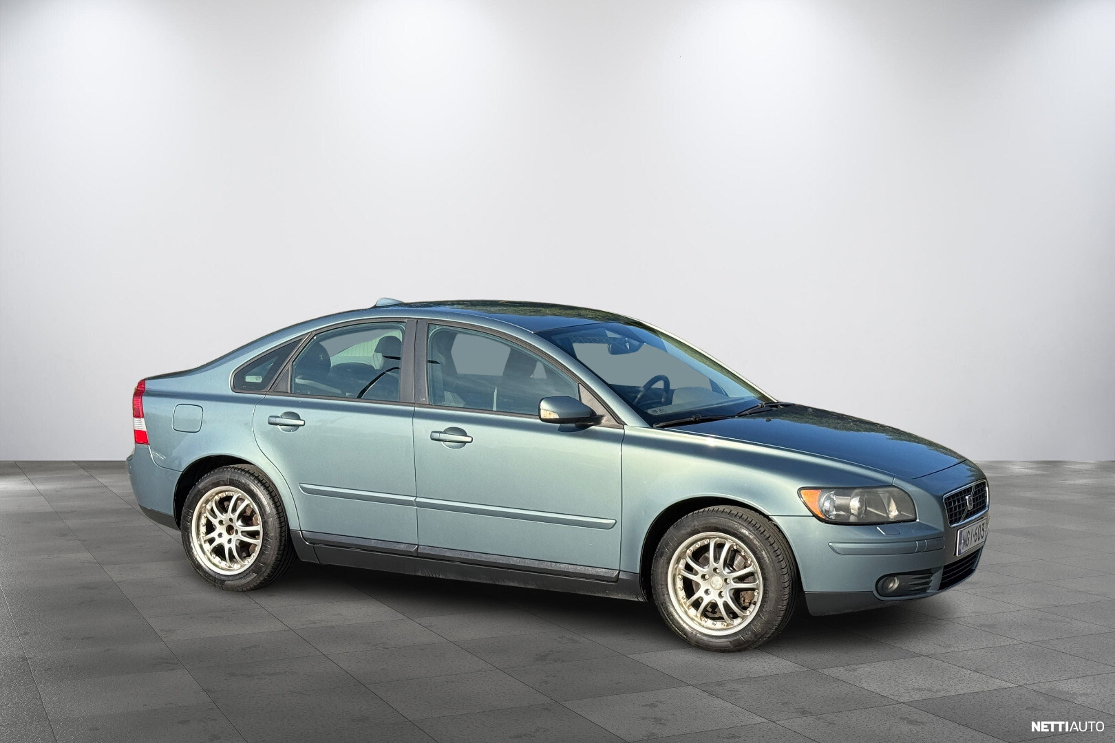 Volvo S40
