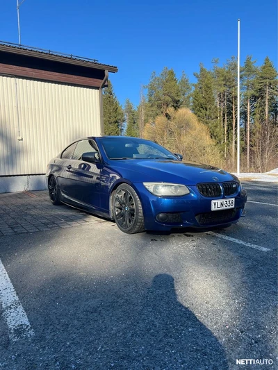 BMW 330 E92 Coupé 2012, kuva 4/8