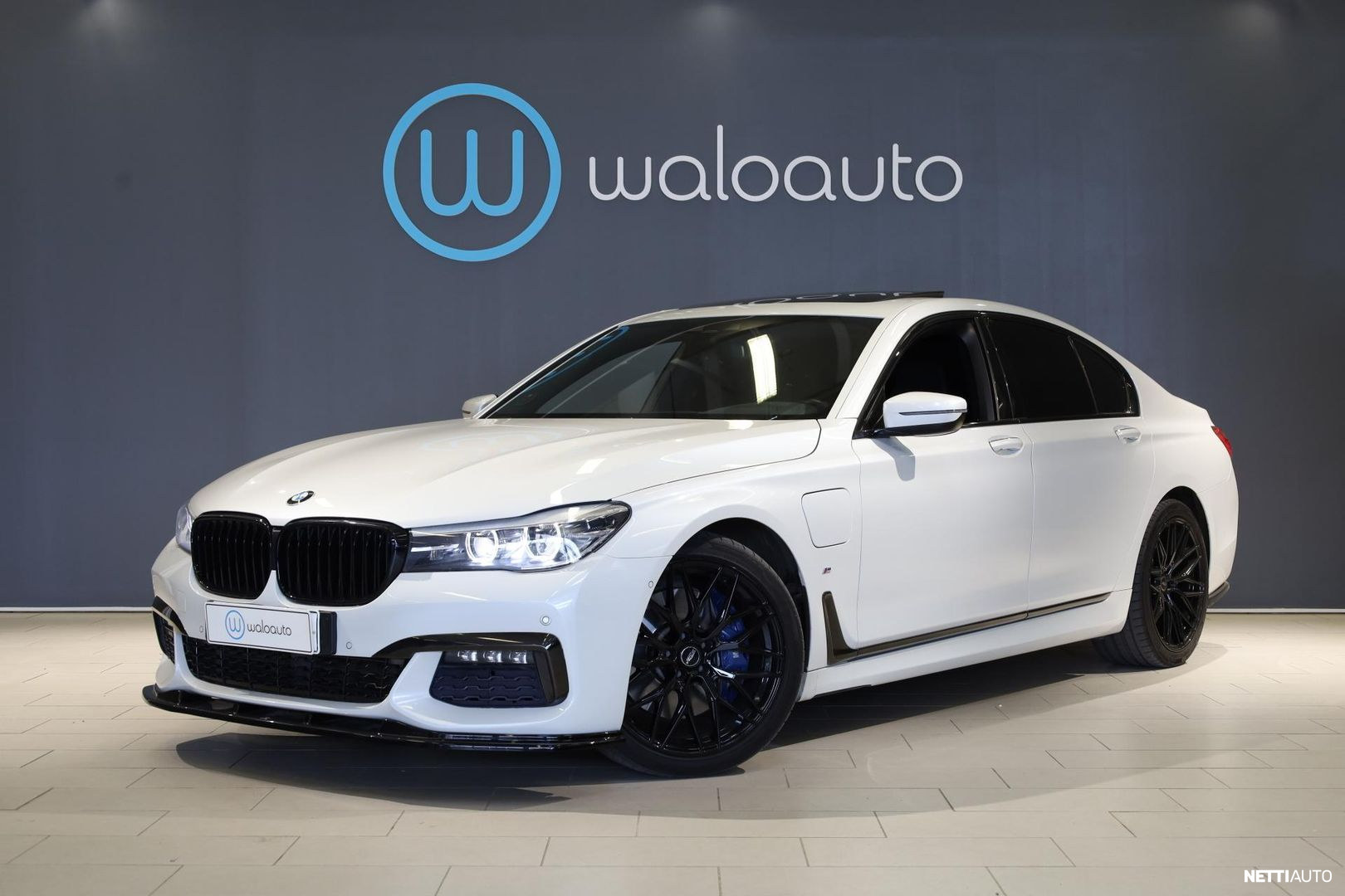 BMW 740
