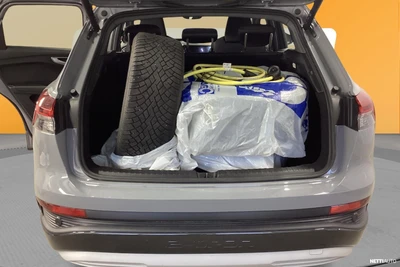 Audi Q4 e-tron 40 e-tron 2023, photo 3/6