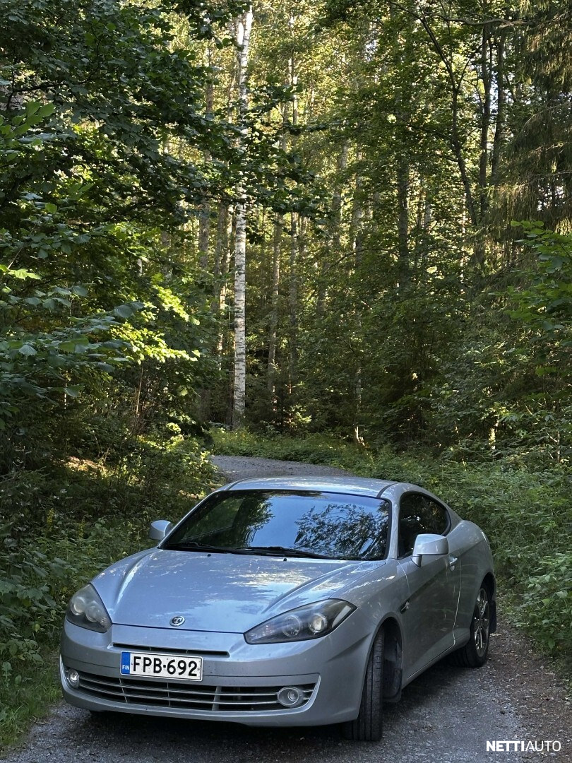 Hyundai Coupe
