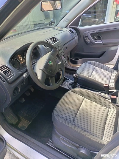 Skoda Roomster 1,6 TDI Ambiente 2011, photo 2/12