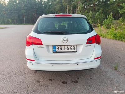 Opel Astra 2014, kuva 4/11