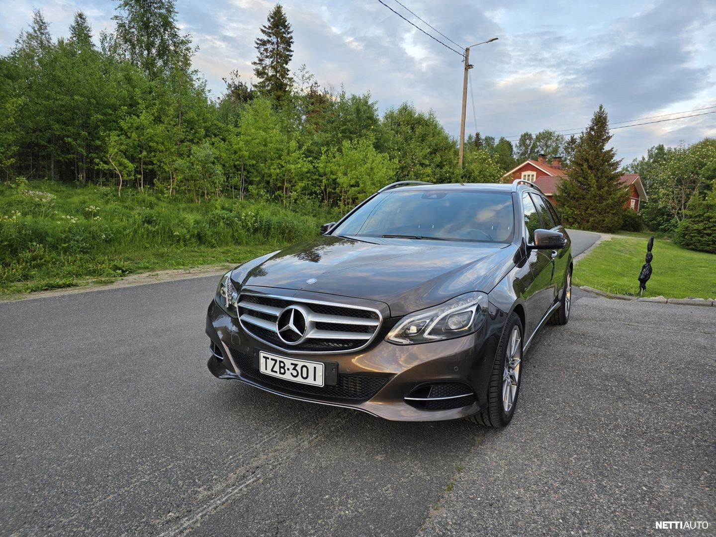 Mercedes-Benz E