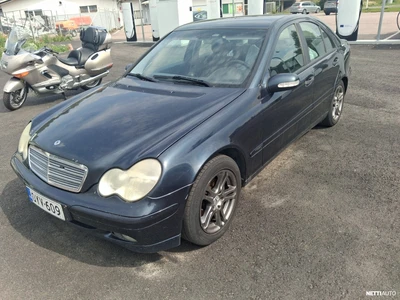 Mercedes-Benz C 220 2003, photo 3/13