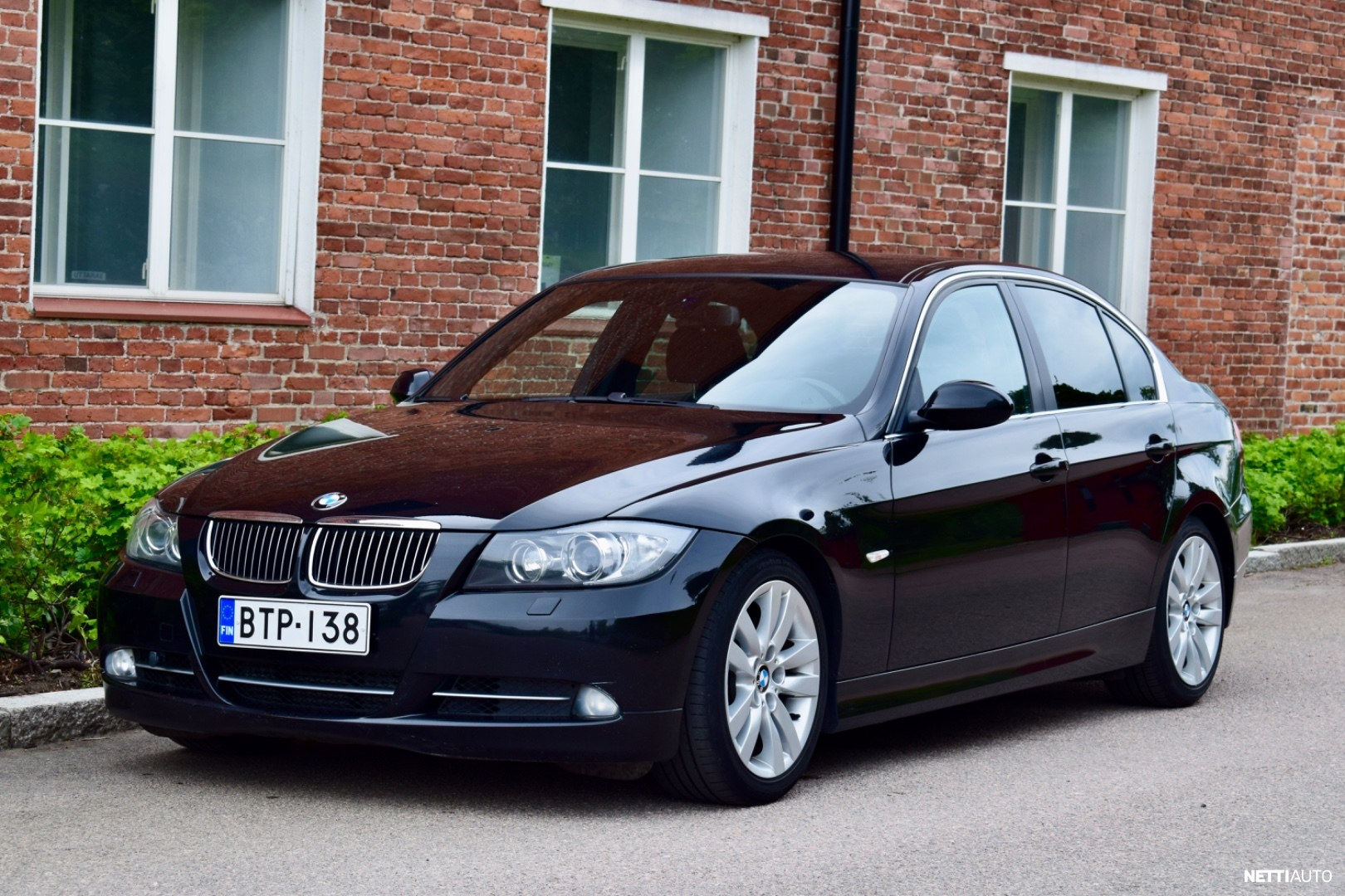 BMW 335