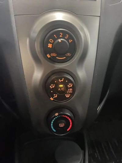 Toyota Yaris 2011, kuva 7/20