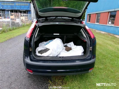 Ford Focus 1,6 100hv Trend M5 5-ov 2005, photo 5/11