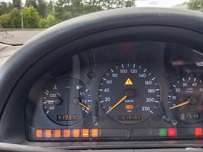 Mercedes-Benz ML ML 320 BENSIINI 2000, kuva 4/7