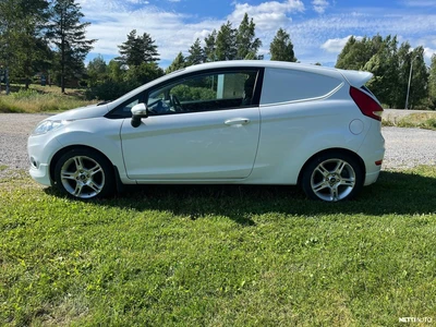 Ford Fiesta Sport 1,6TDCi 90hv Sport 2010, photo 2/24