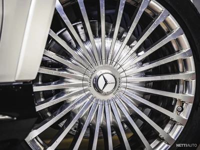 Mercedes-Benz GLS 2022, photo 6/15