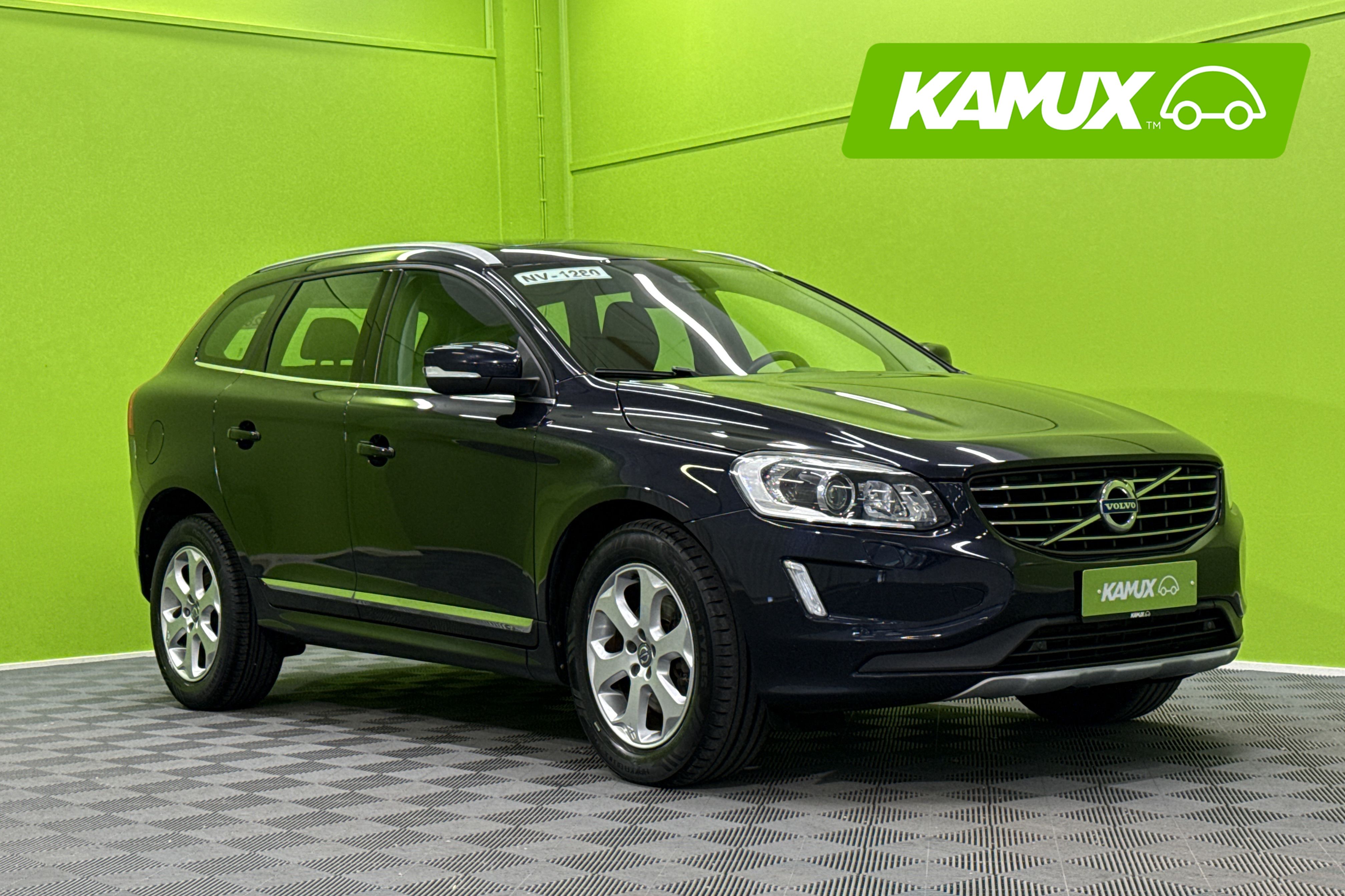 Volvo XC60 D4 AWD Summum *Huippuvarusteet*