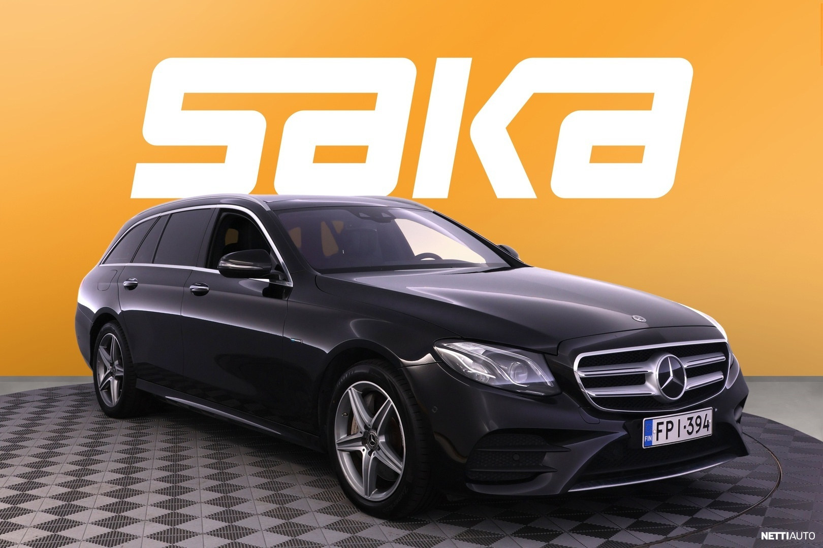 Mercedes-Benz E