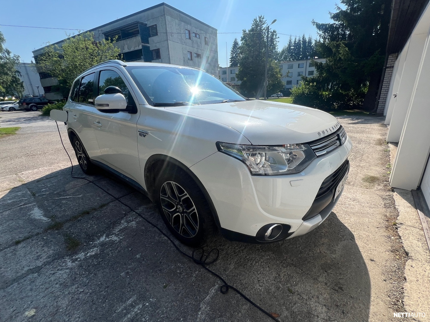 Mitsubishi Outlander PHEV