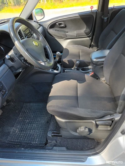 Suzuki Grand Vitara Pakettiauto/maasturi 2005, kuva 5/8