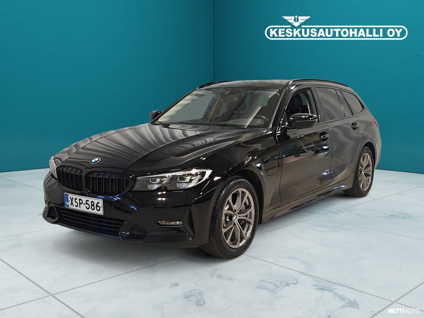 BMW 330