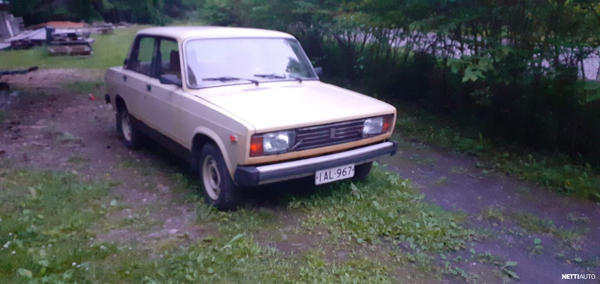 Lada 1200