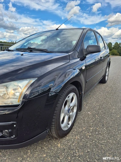 Ford Focus 2006, photo 2/15