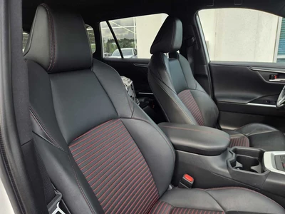 Toyota RAV4 Plug-In 2022, photo 4/19