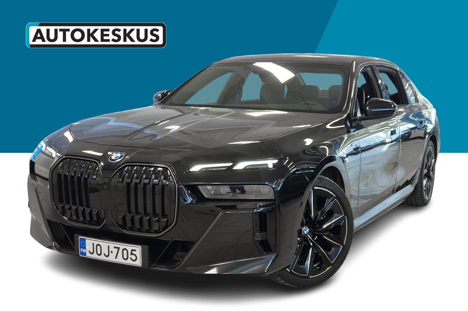 BMW i7